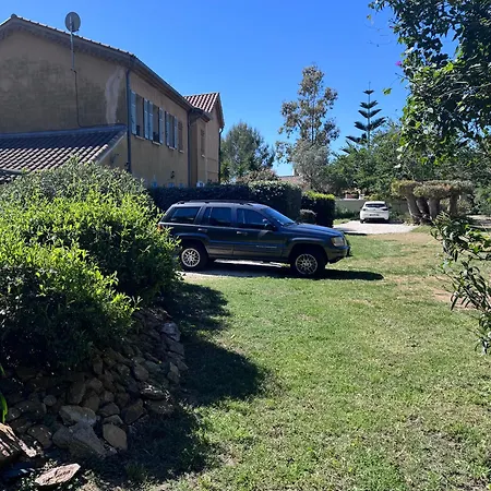 La Croix-valmer, Le Vergeron Rez De Jardin *