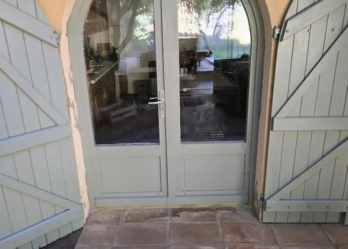 La Croix-valmer, Le Vergeron Rez De Jardin Διαμέρισμα *